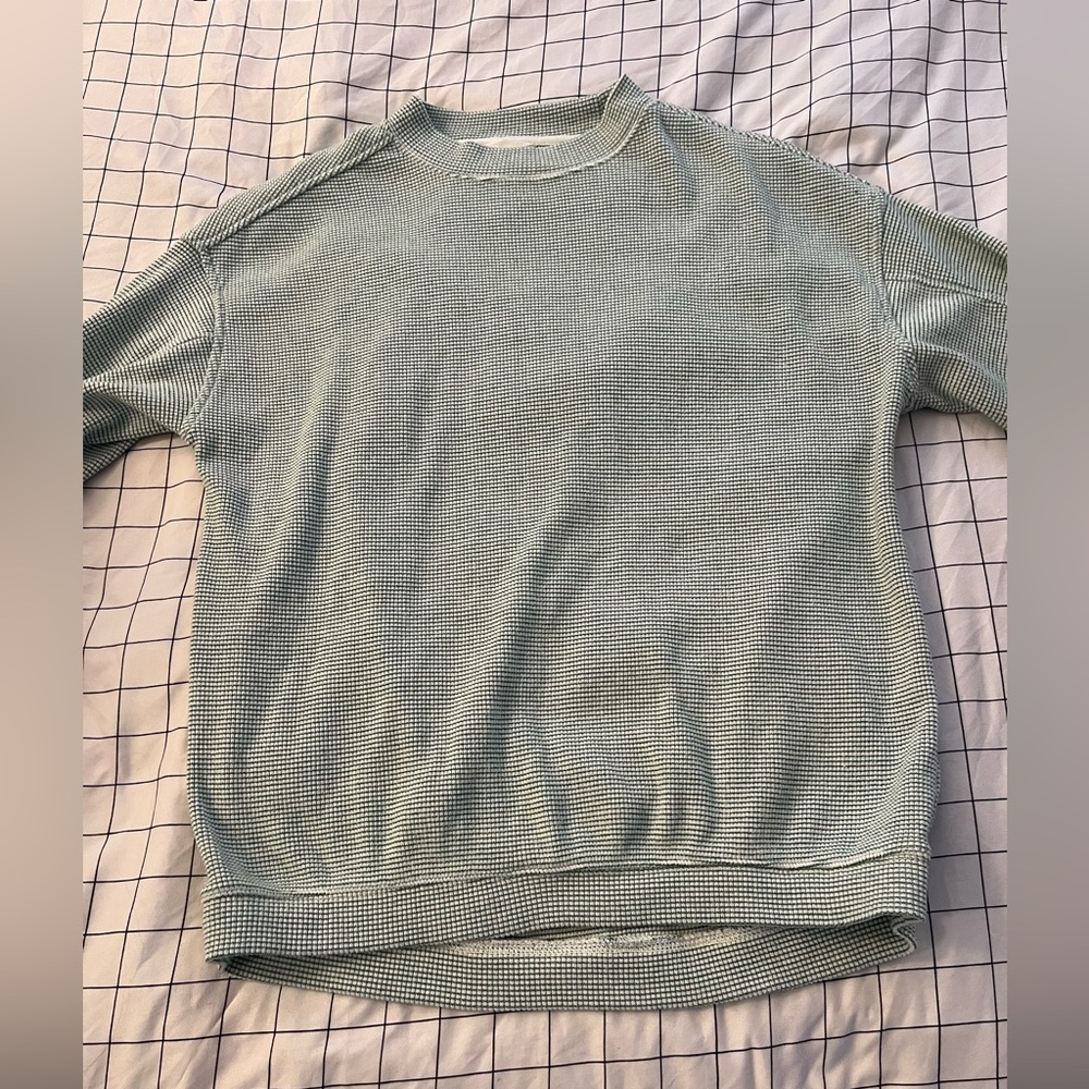 Aerie crewneck size medium